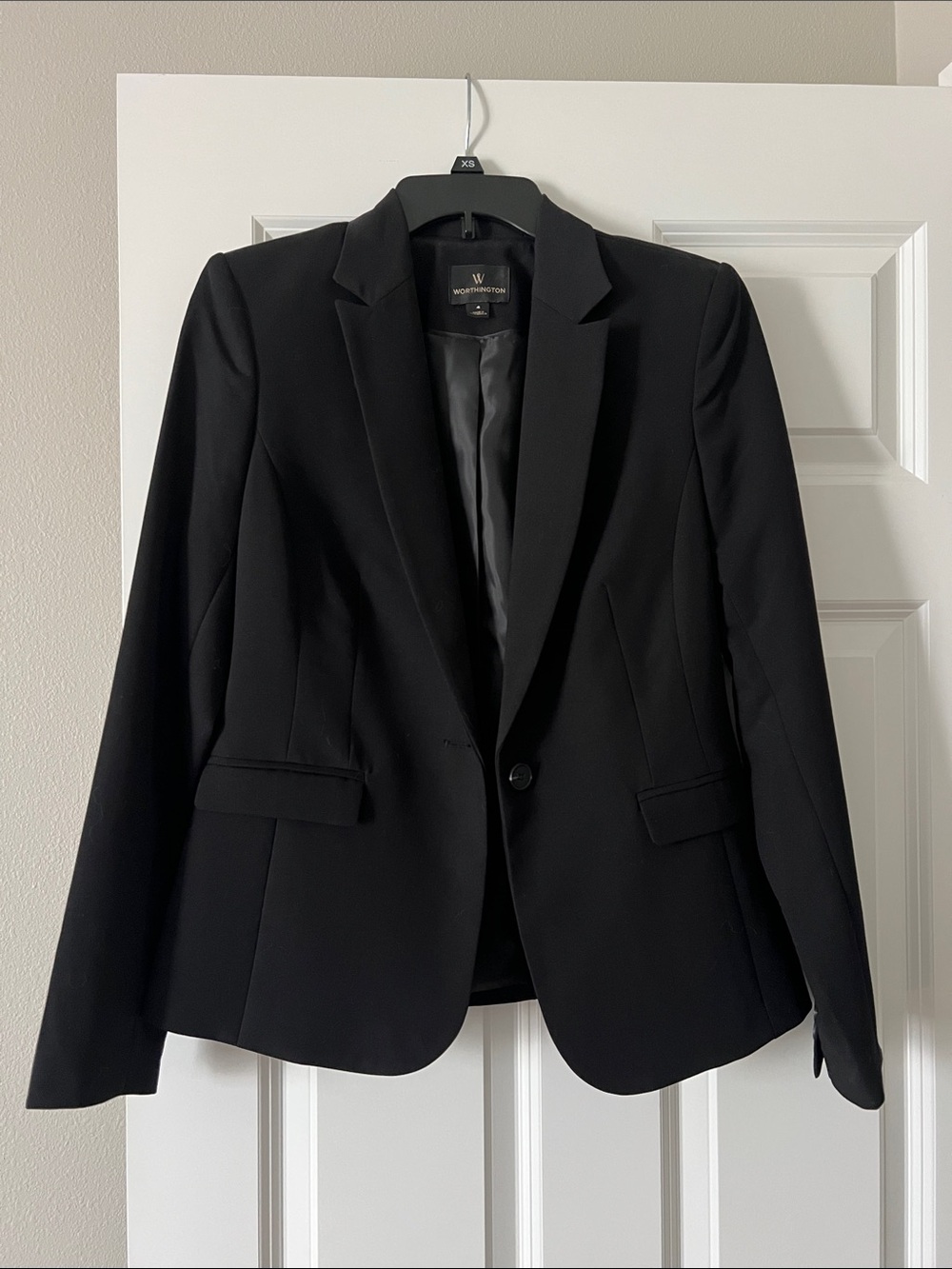 Worthington Black Single-Button Tailored Blazer
